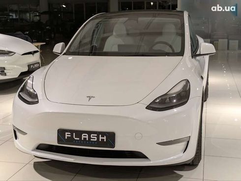 Tesla Model Y 2023 - фото 12