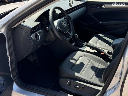 Volkswagen Passat 2021 серый - фото 13