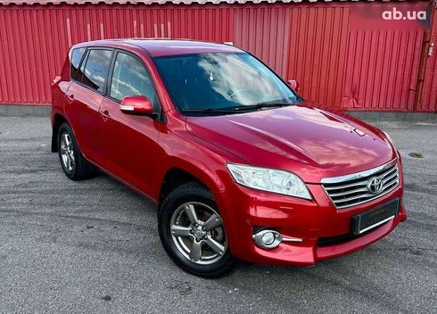 Toyota RAV4 2012 - фото 2