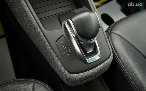 Renault Zoe 2020 - фото 16