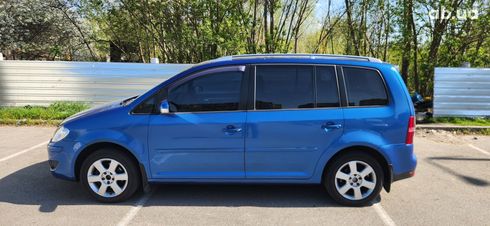 Volkswagen Touran 2008 синий - фото 10