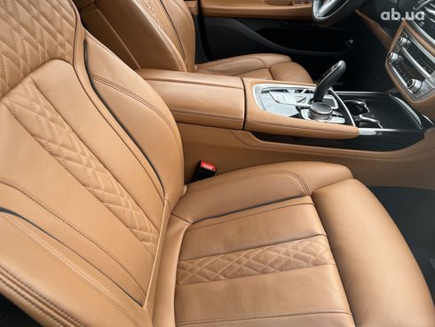 BMW 7 серия 2020 - фото 11