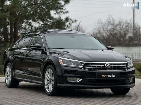 Volkswagen Passat 2017 - фото 6