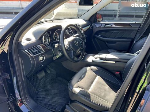 Mercedes-Benz GL-Класс 2015 - фото 20