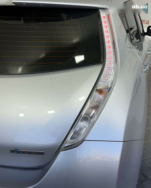 Nissan Leaf 2015 - фото 5