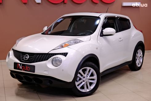 Nissan Juke 2011 белый - фото 2