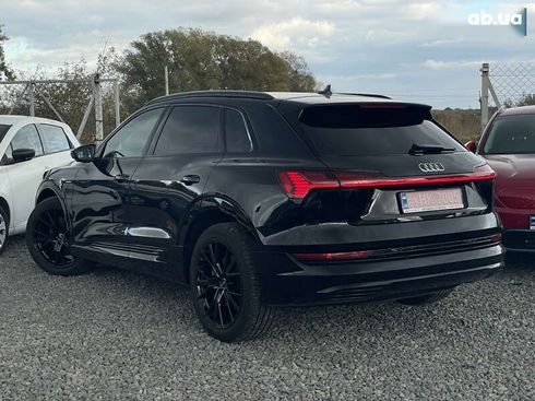 Audi E-Tron 2021 - фото 23