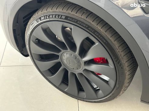 Tesla Model Y 2023 серый - фото 52
