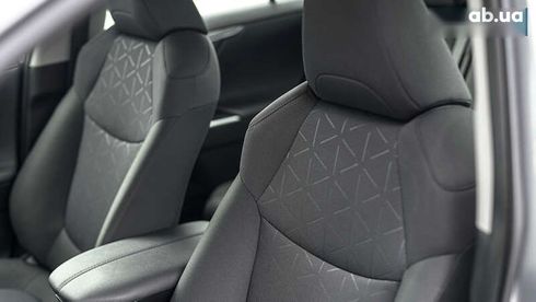 Toyota RAV4 2020 - фото 14
