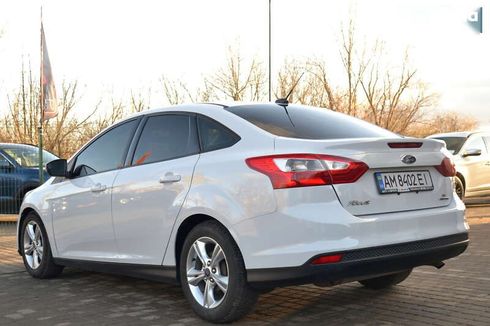 Ford Focus 2014 - фото 14