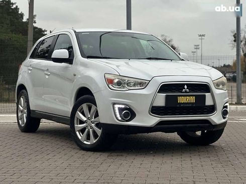 Mitsubishi Outlander 2015 - фото 9