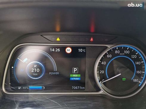 Nissan Leaf 2018 - фото 22