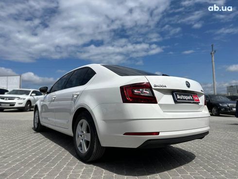 Skoda octavia a7 2017 белый - фото 7