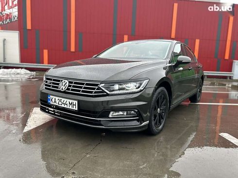 Volkswagen Passat 2018 - фото 21