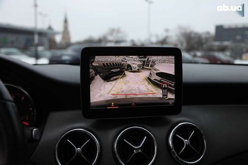 Mercedes-Benz CLA-Класс 2018 - фото 16