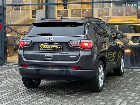Jeep Compass 2021 - фото 7