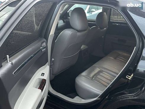 Chrysler 300C 2005 - фото 22