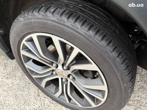 Mitsubishi Outlander 2017 черный - фото 39