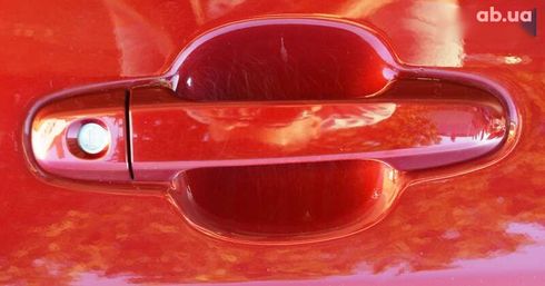 Toyota C-HR 2017 - фото 16