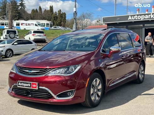 Chrysler Pacifica 2017 красный - фото 2