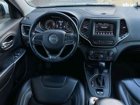 Jeep Cherokee 2018 - фото 25