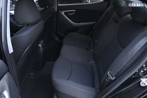 Hyundai Elantra 2012 - фото 27