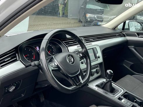 Volkswagen passat b8 2016 белый - фото 51