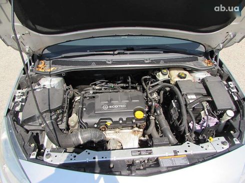 Opel Astra 2010 - фото 30