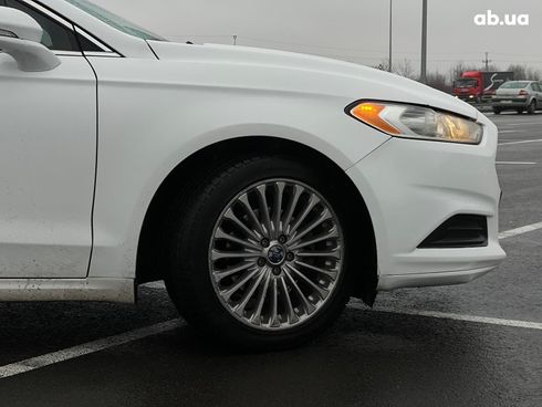 Ford Fusion 2015 белый - фото 6