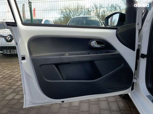 Volkswagen UP! 2016 - фото 23