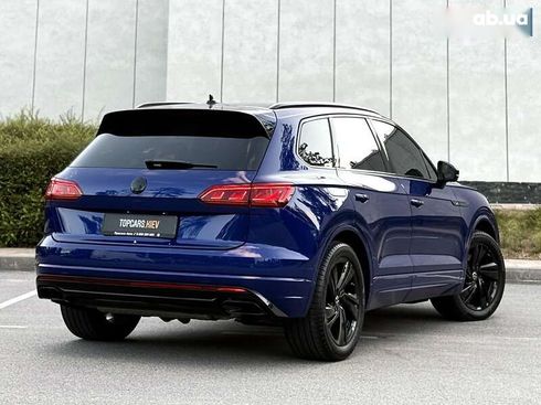 Volkswagen Touareg 2022 - фото 16
