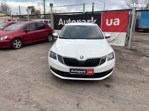 Skoda octavia a7 2018 белый - фото 9