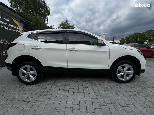 Nissan Qashqai 2020 - фото 17