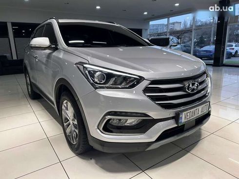 Hyundai Santa Fe 2017 - фото 3
