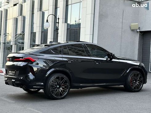 BMW X6 M 2022 - фото 27