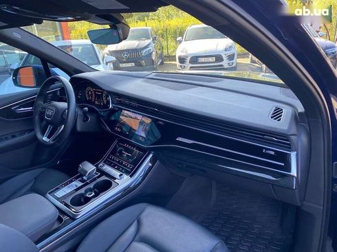 Audi Q7 2021 - фото 8