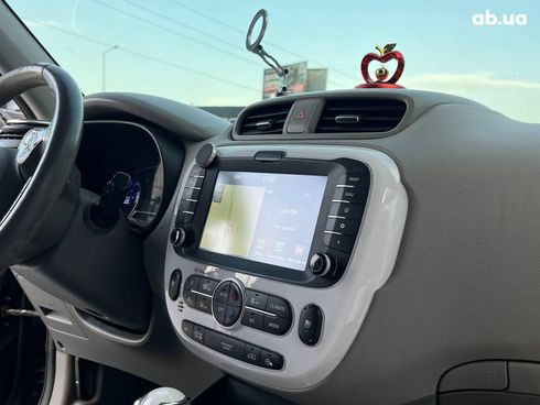 Kia Soul 2015 черный - фото 14