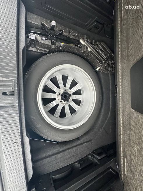 Volkswagen Passat 2019 серебристый - фото 12