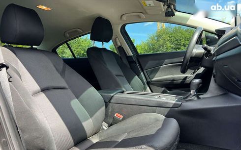 Mazda 3 2017 - фото 9