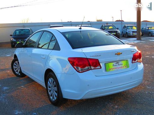 Chevrolet Cruze 2012 - фото 3