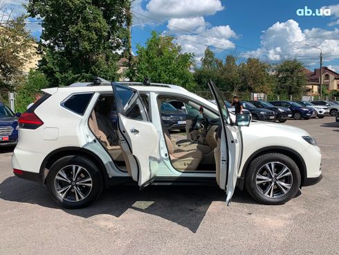 Nissan X-Trail 2017 белый - фото 17