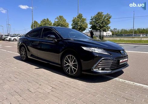 Toyota Camry 2023 - фото 9