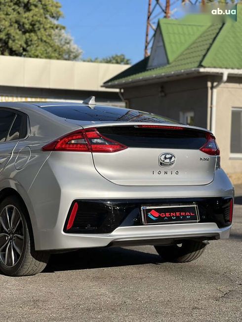 Hyundai Ioniq 2018 - фото 16