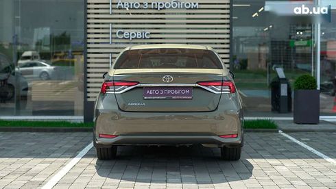Toyota Corolla 2022 - фото 4