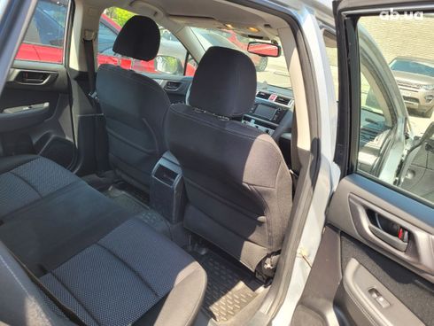 Subaru Outback 2015 серебристый - фото 9
