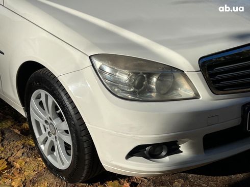 Mercedes-Benz C-Класс 2010 белый - фото 4