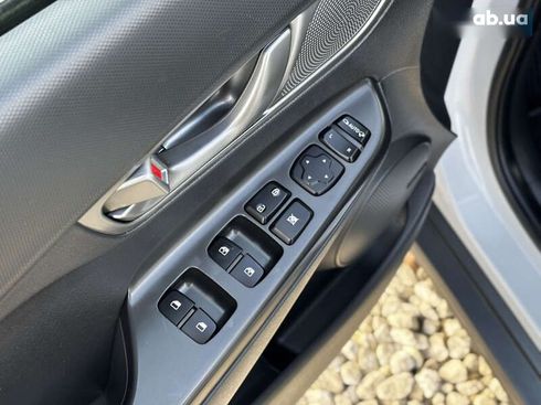 Hyundai Kona 2020 - фото 14