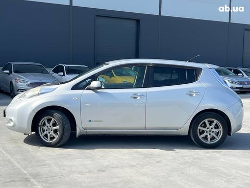 Nissan Leaf 2013 серый - фото 15
