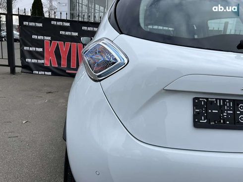 Renault Zoe 2017 - фото 11