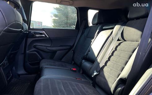 Mitsubishi Outlander 2023 - фото 21